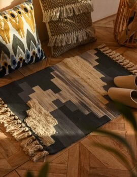 Handwoven Cotton Tassel Floor Rug for Bedroom or Living Room|Soft, Modern Geometric Design,60x90cm